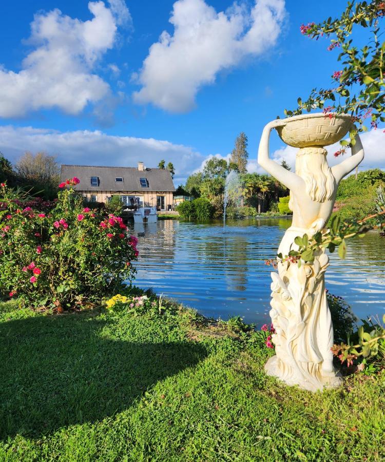Bed and Breakfast Domaine Du D-Day Saint-Come-du-Mont Экстерьер фото